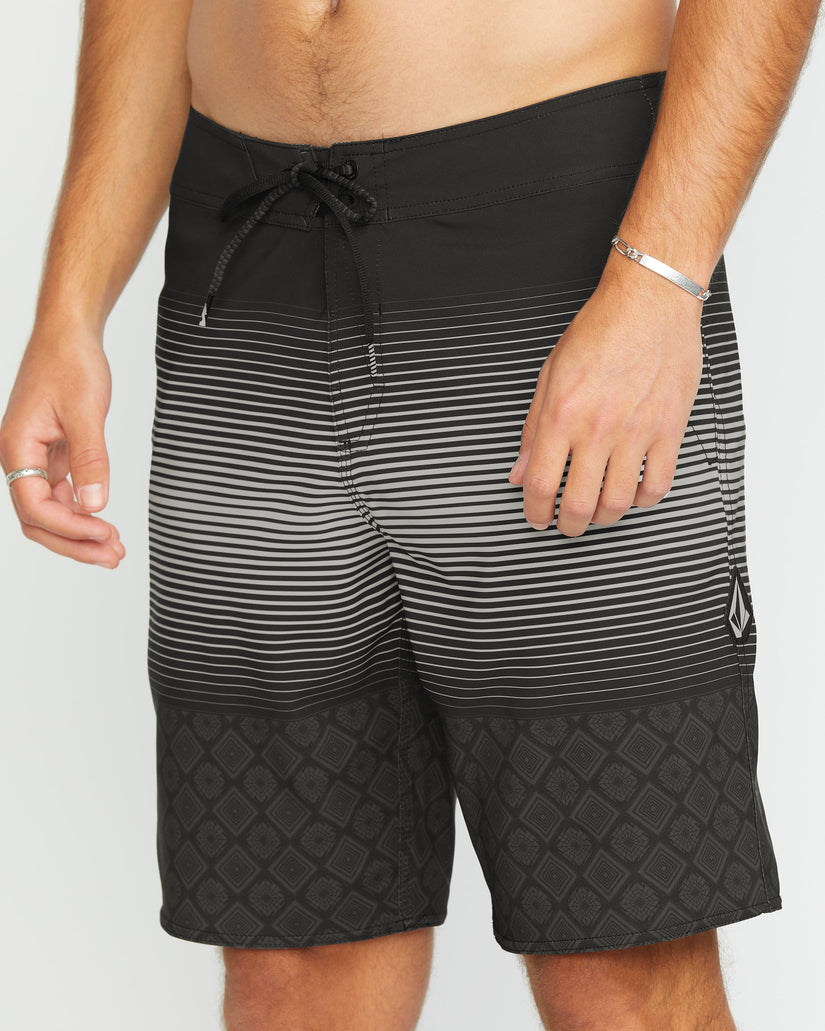 Lido Stripe Mod 20" Boardshorts - BLACK