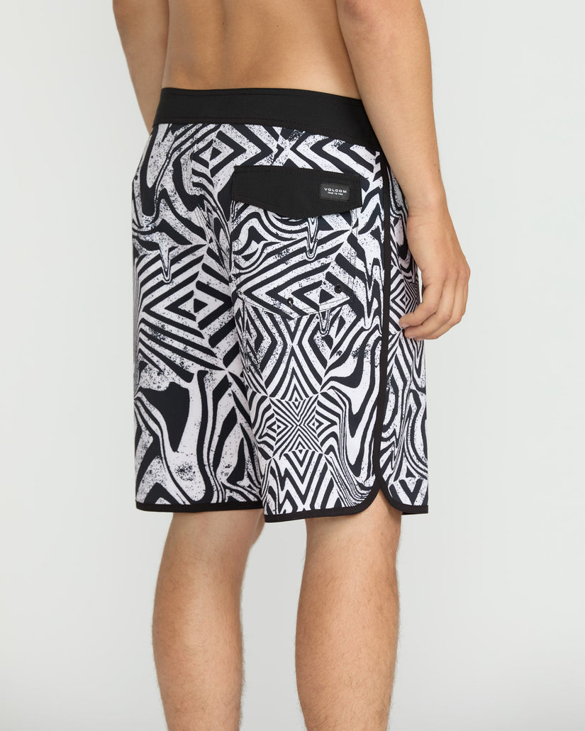 Infuse Scallop Mod 19" Boardshorts - White Black