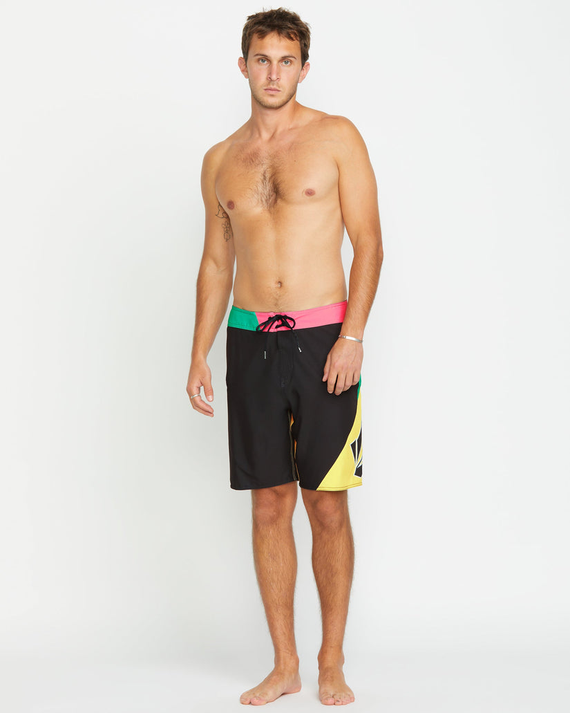 Vee Bee Mod 20" Boardshorts - BLACK
