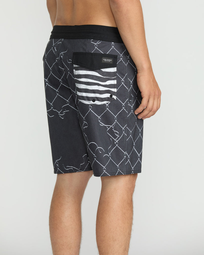 Misdormeaner Stoney 19" Boardshorts - Black