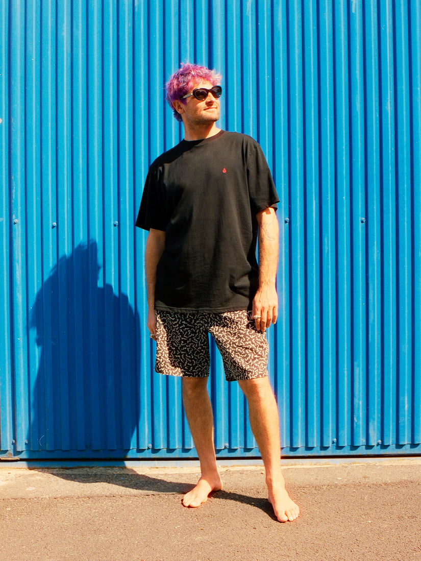 Asphalt Beach 18" Shorts - BLACK