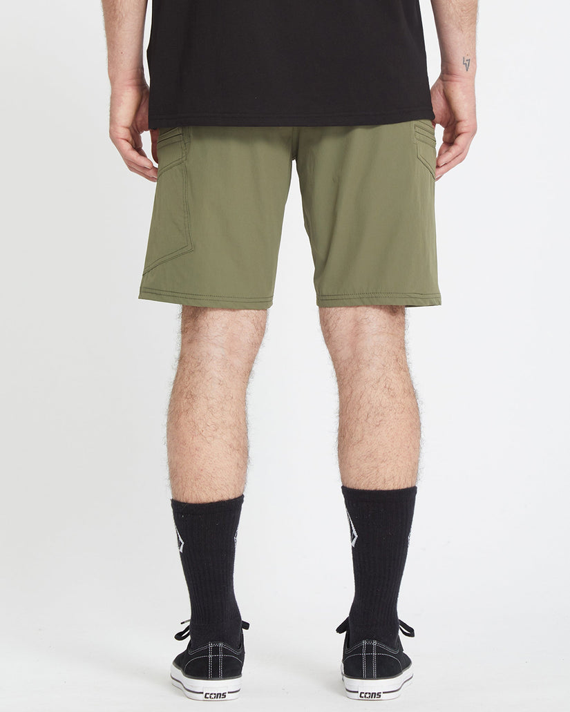 Cashed In Cargo 20" Hybrid Shorts - WINTERMOSS