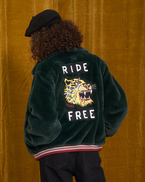 Ozzy Jacke