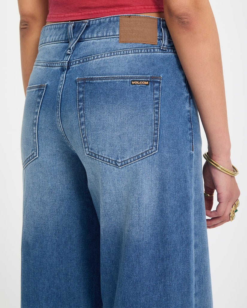Stoned Boyfriend Low Rise Jeans - Worn Light Blue
