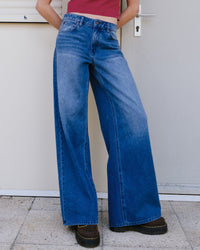 Stoned Boyfriend Low Rise Jeans - Worn Light Blue