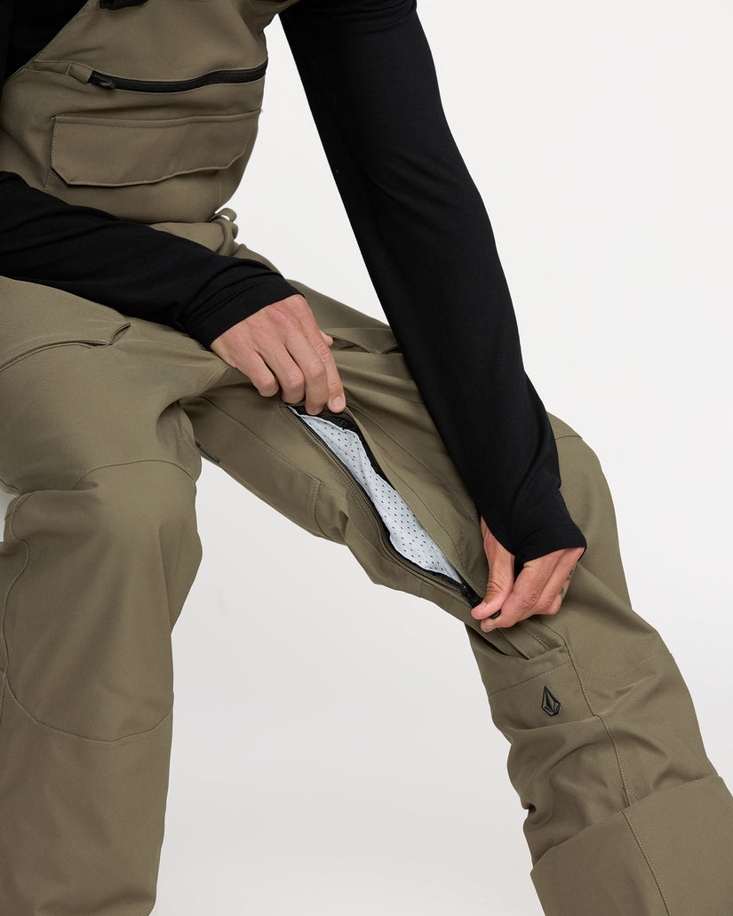 Roan Latzhose - Military