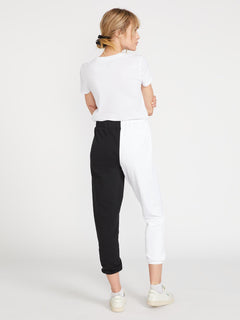 VOL STONE FLC PANT (B1241900_BWH) [B]