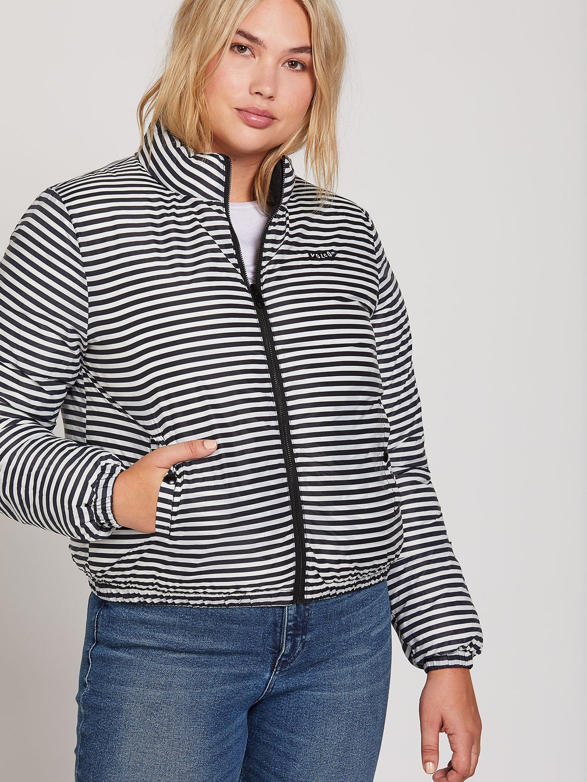 PUFFS N STUF REV JKT (B1541901_BLK) [029]