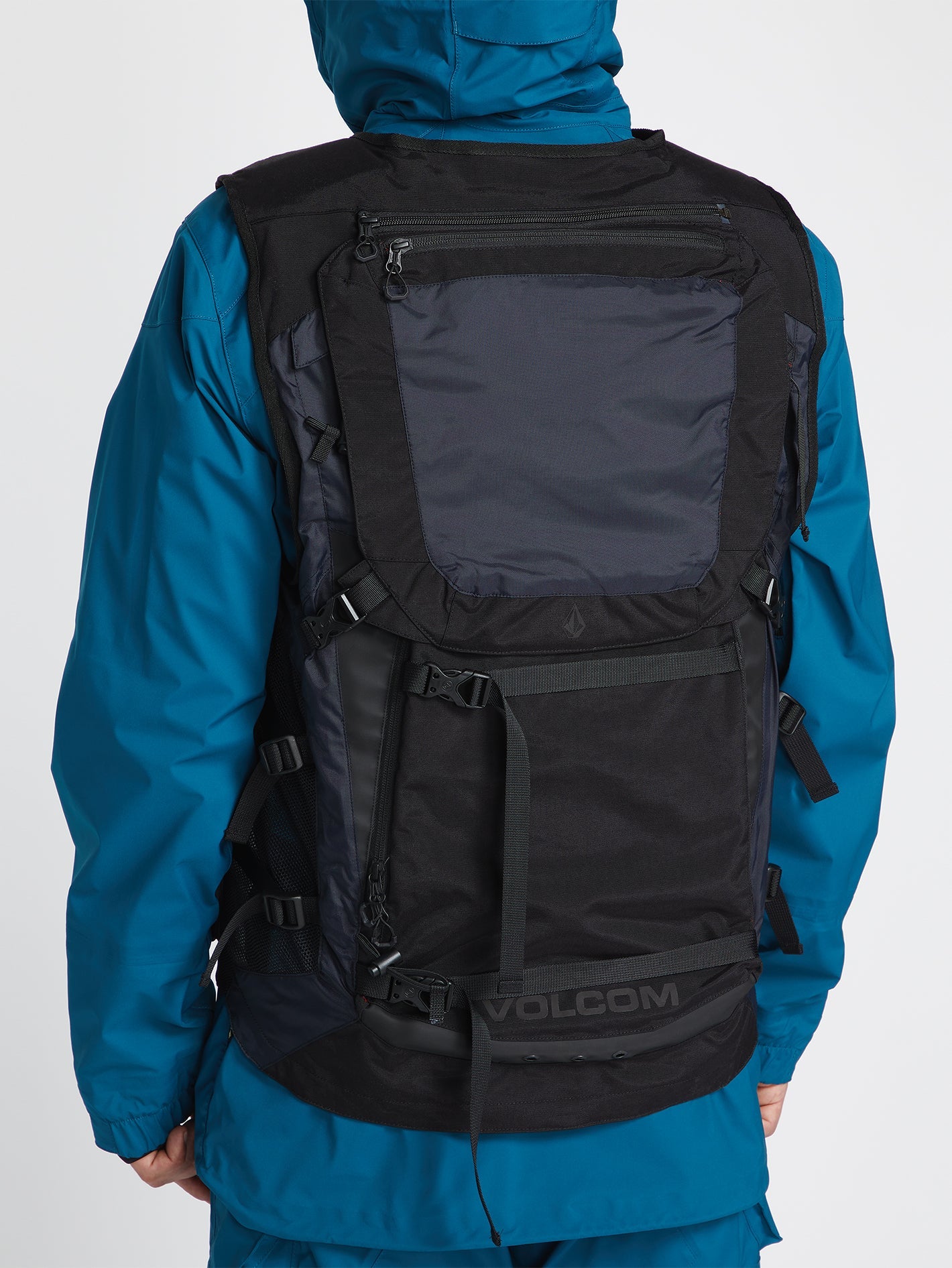 Iguchi Slack Vest - New Black | Volcom Deutschland