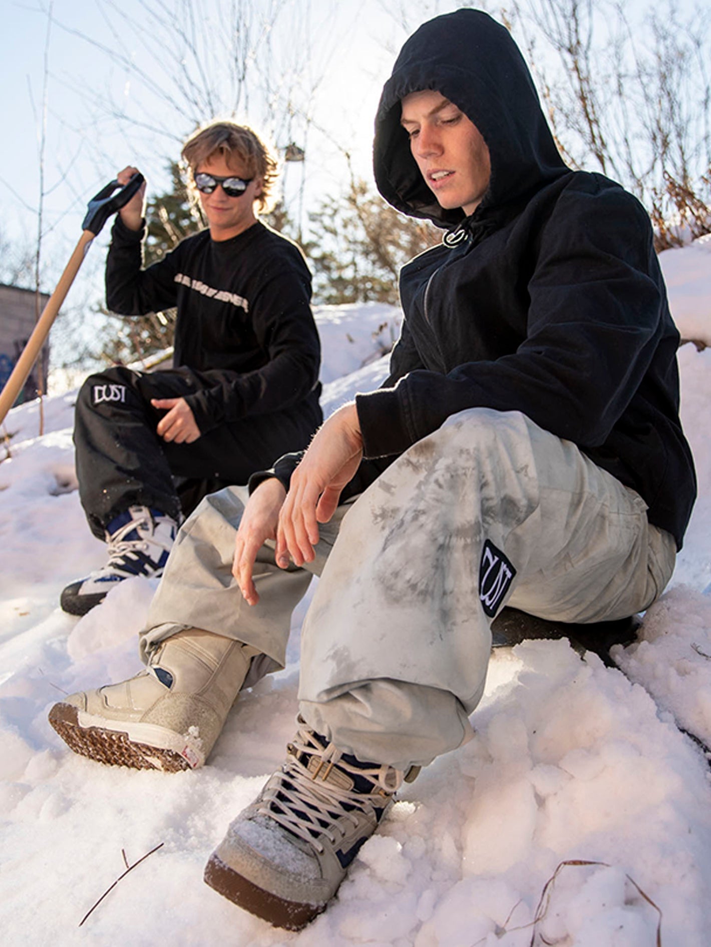 Dustbox Trousers - Black (Unisex) | Volcom Deutschland