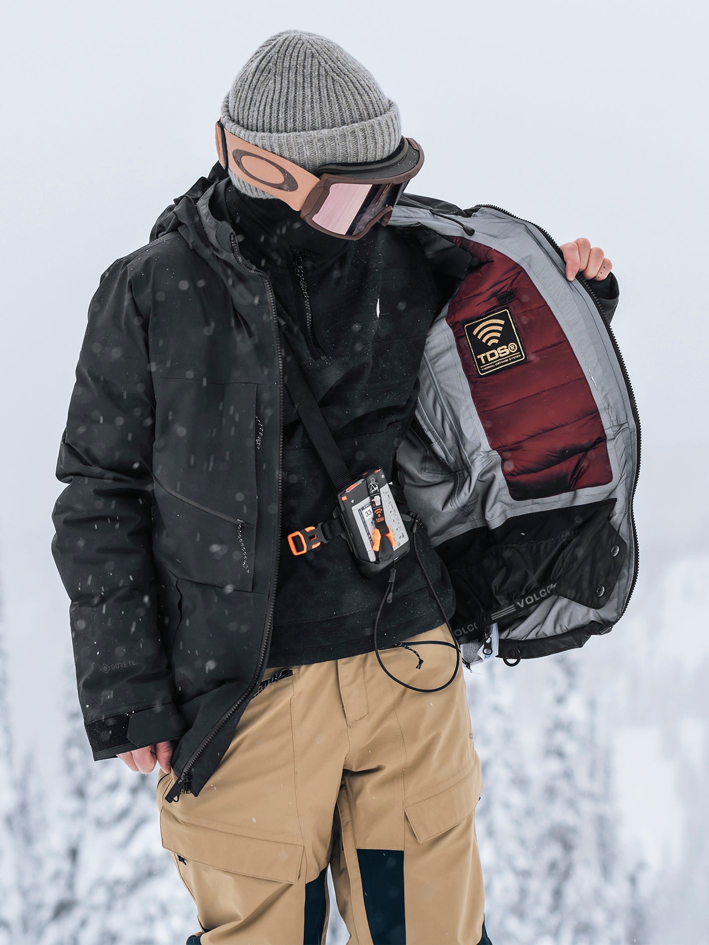 Koa Tds Infrared Gore-Tex Jacke - BLACK - Damen - Volcom Deutschland