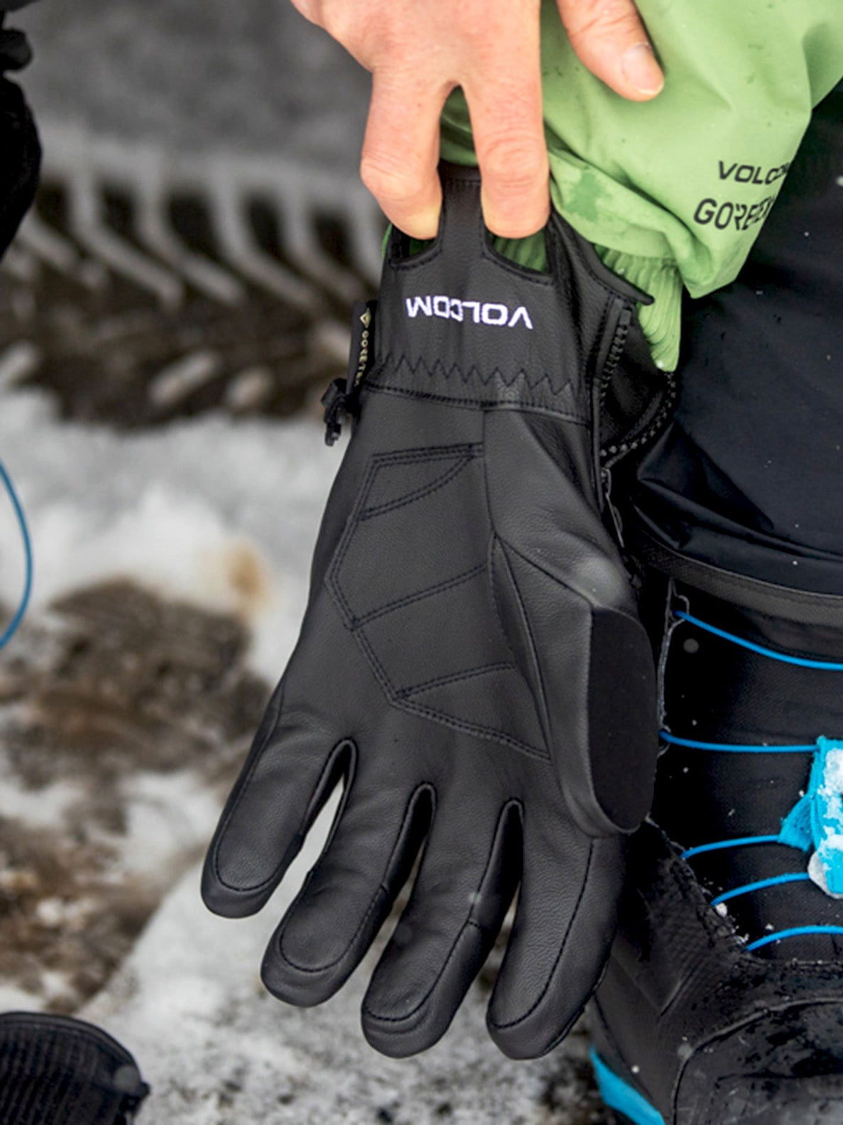 Service Gore-Tex Glove - BLACK (J6852200_BLK) [101]